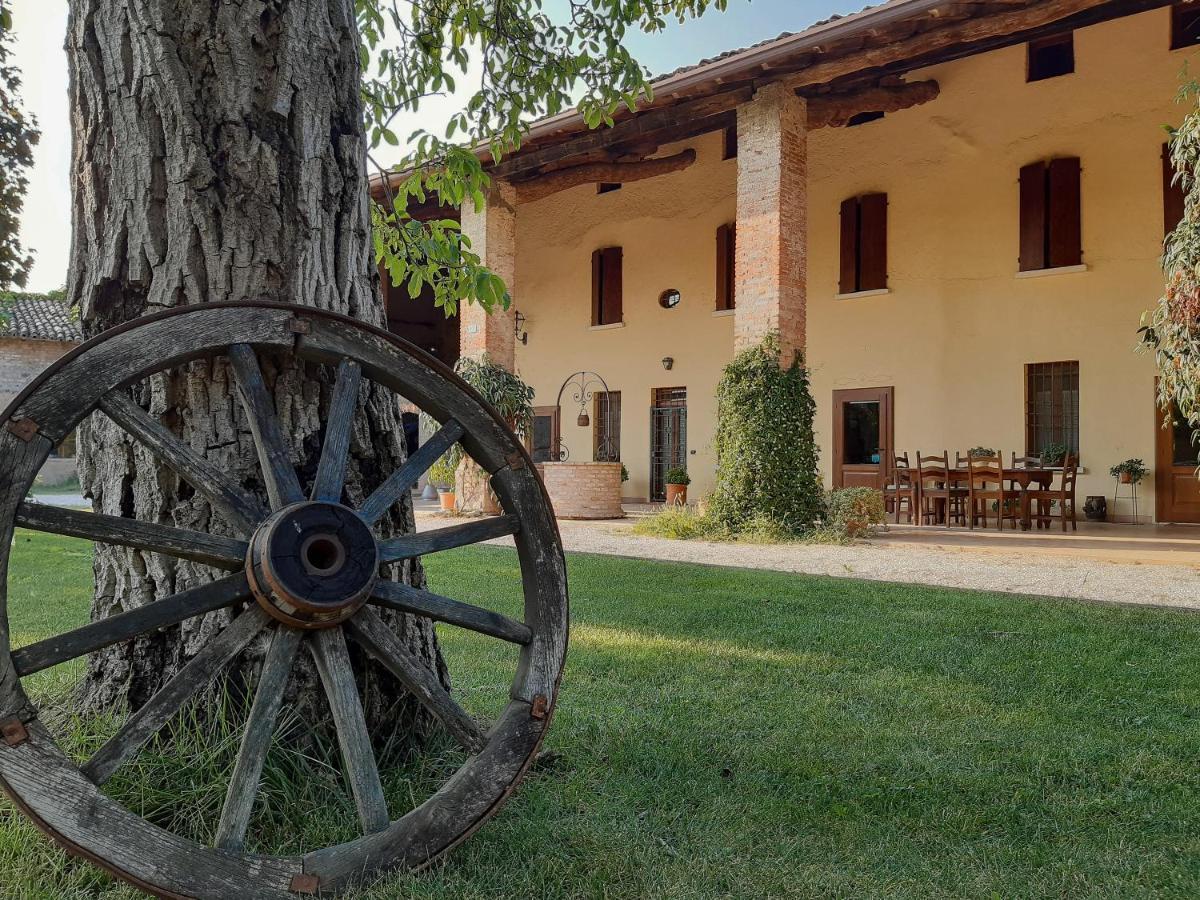 B&B Santa Cristina Montichiari Exteriör bild